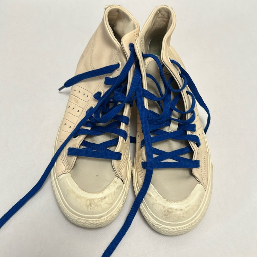 UNQUIE ADIDAS!